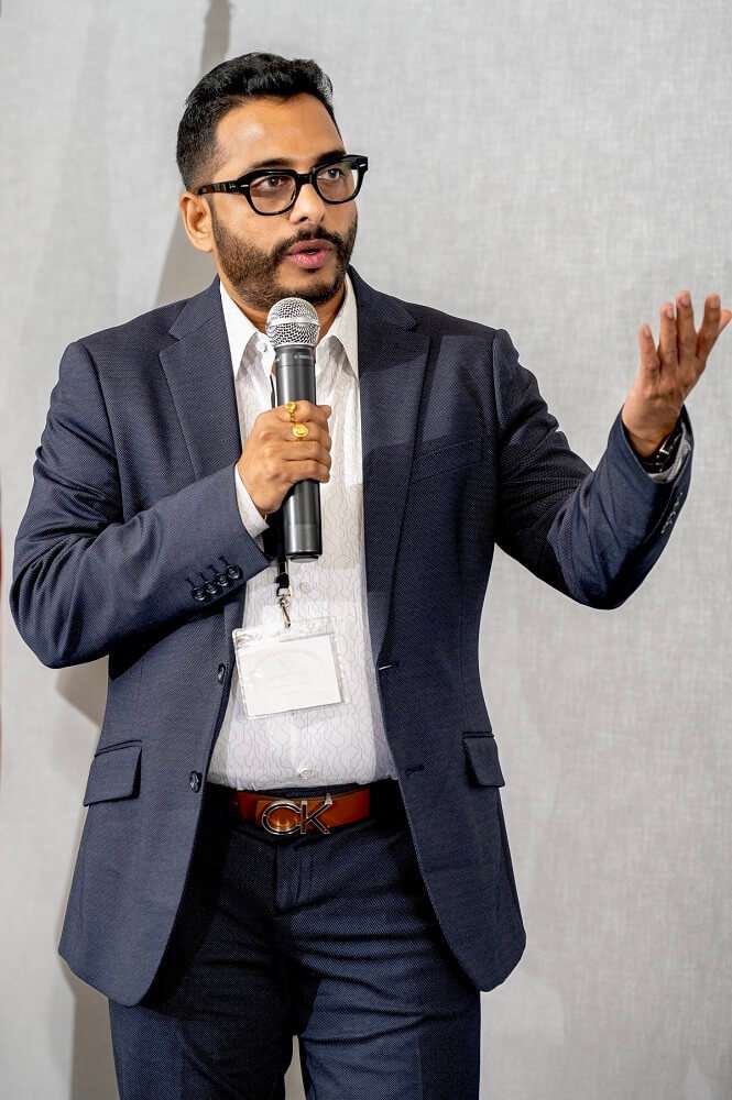 Vinay Velivela Founder CEO Fixity Group of Technologies 1